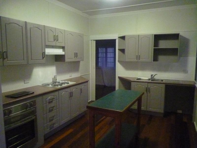4 Marris Street, The Range QLD 4700